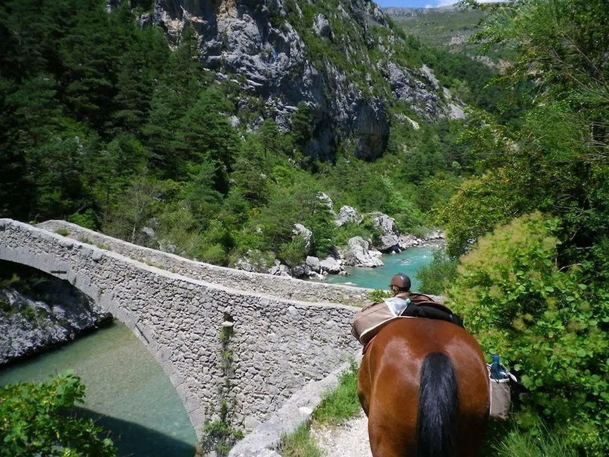 Bed and Breakfast Mas du Verdon Castellane 5*,