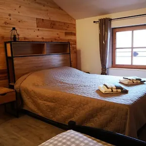  Ferienhaus Agreable Maison De Village.